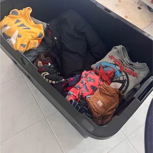 Bundle of 3T toddler boys clothes